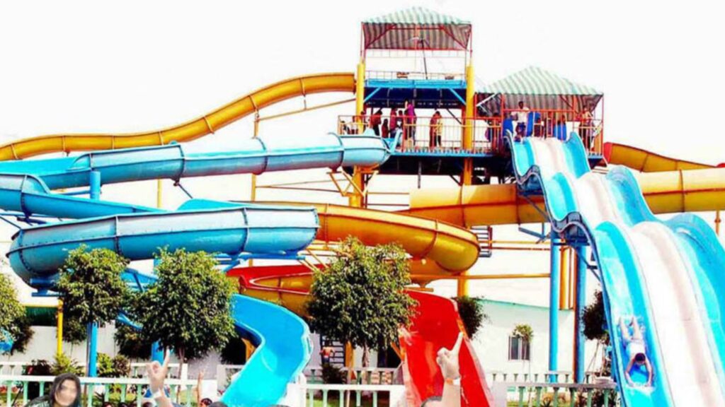 Splash the fun world water park in jodhpur